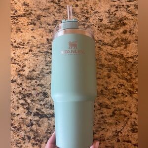 Stanley 30oz Stainless Steel Adventure Quencher, Color Tactful Teal